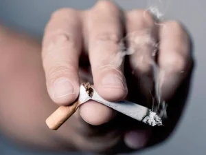 ترک سیگار و قلیان بعد از کاشت ابرو